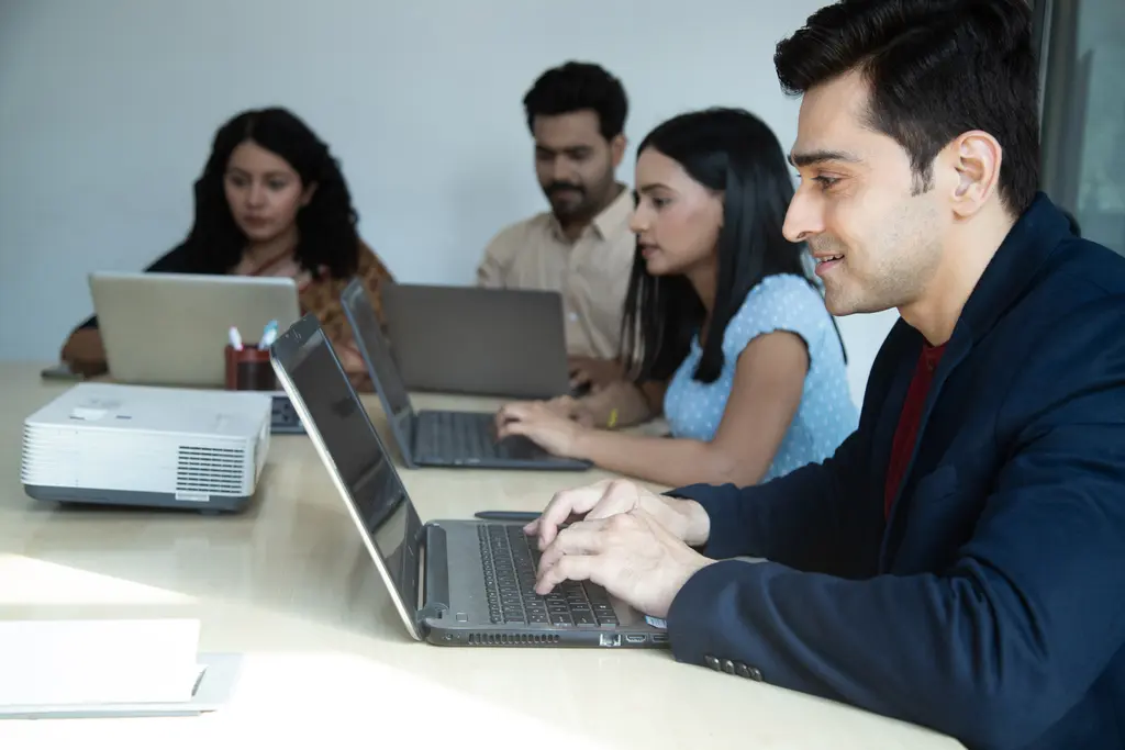 Klaviyo Alternatives: Email Marketing Platforms for E-commerce Stack Consolidation