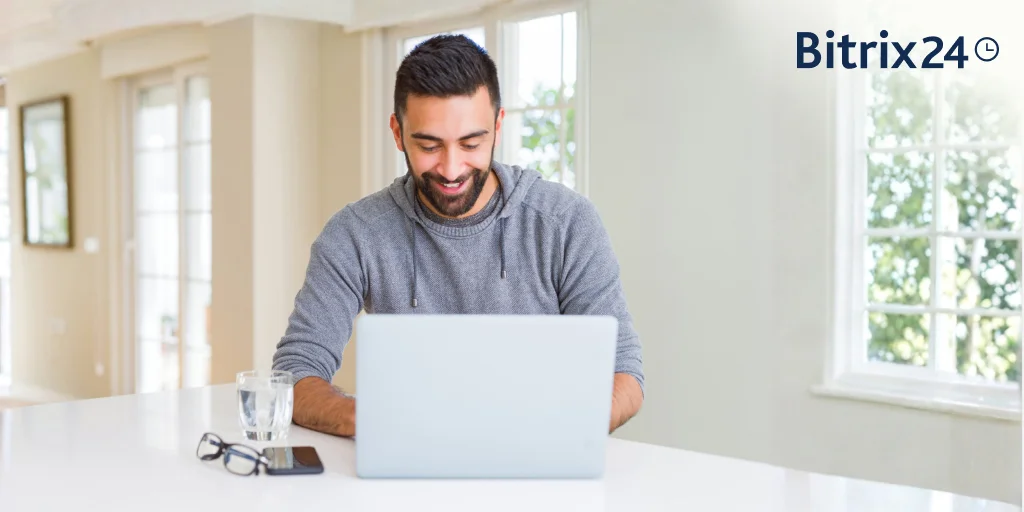 CRM + Project Management: How to Keep Customer Context Alive After the Sale