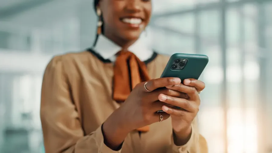 Remote Work on Mobile: 8 Ways to Stay Connected Without Desktop Access