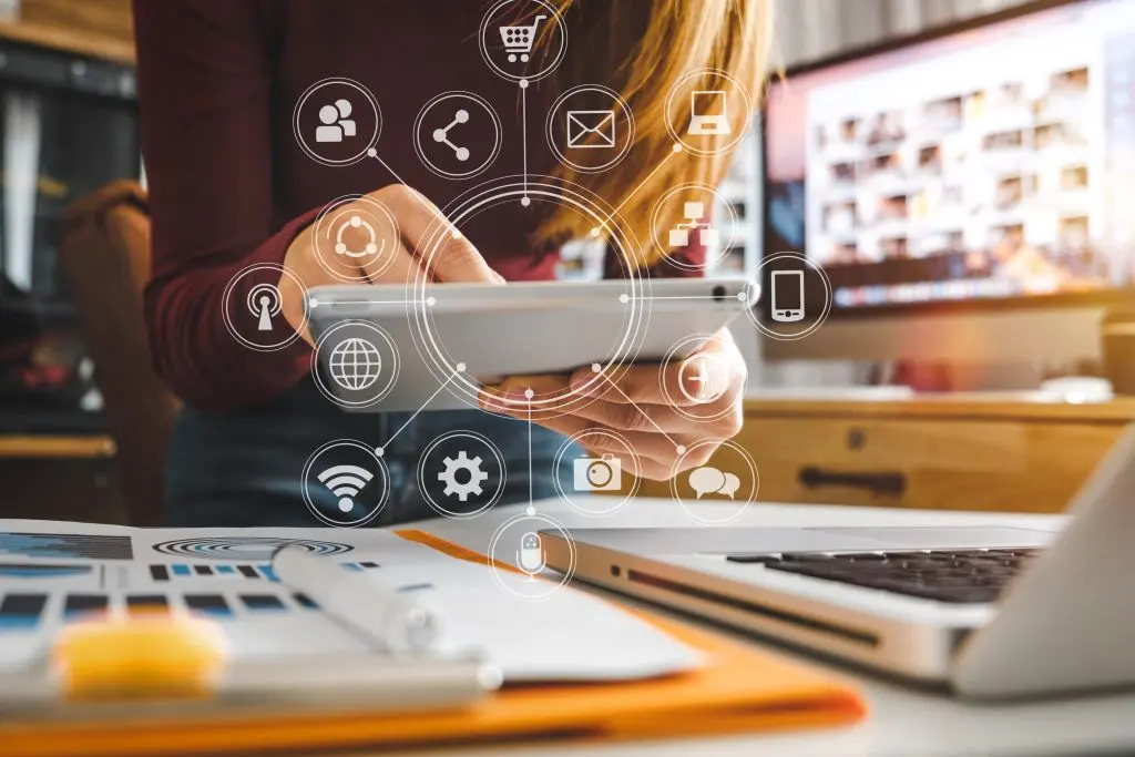 25 Top Omni-Channel Experience Examples