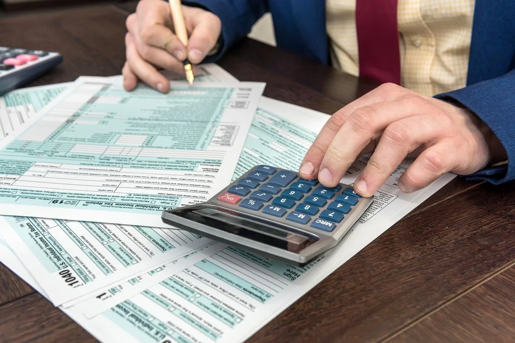 Leveraging Bitrix24 for Financial Services: Client Management and Compliance