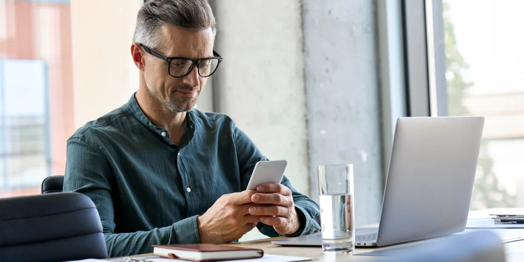 6 Innovative Features Your CRM System Needs